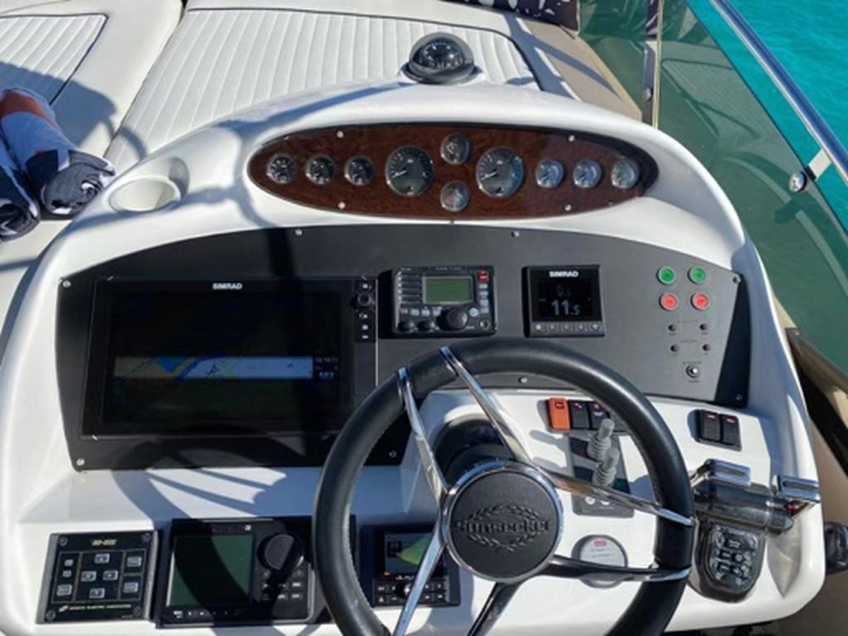 https://arconyachts.ams3.digitaloceanspaces.com/133007/conversions/large_3854134-optimize.jpg