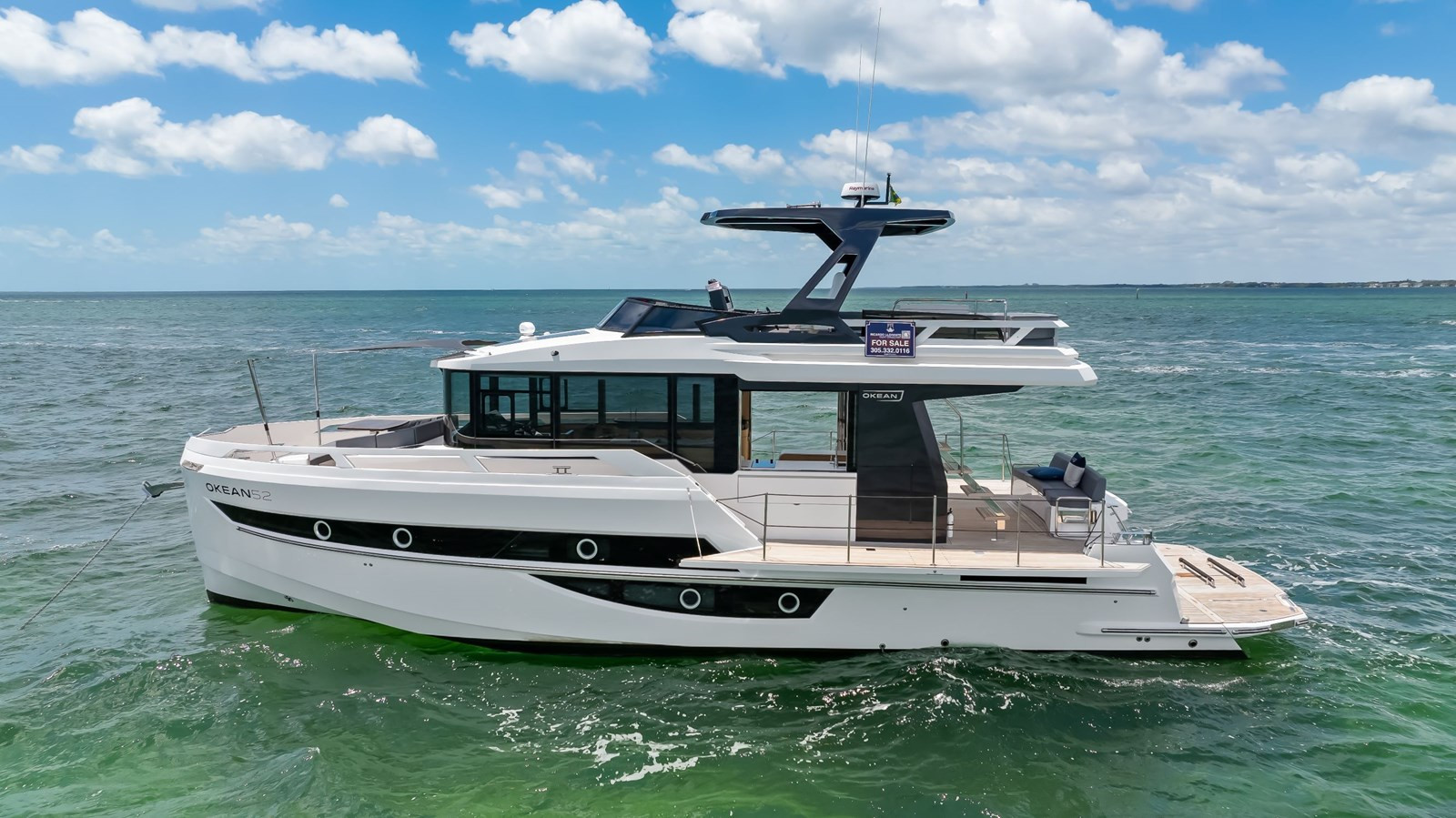https://arconyachts.ams3.digitaloceanspaces.com/133104/conversions/large_4185866-optimize.jpg