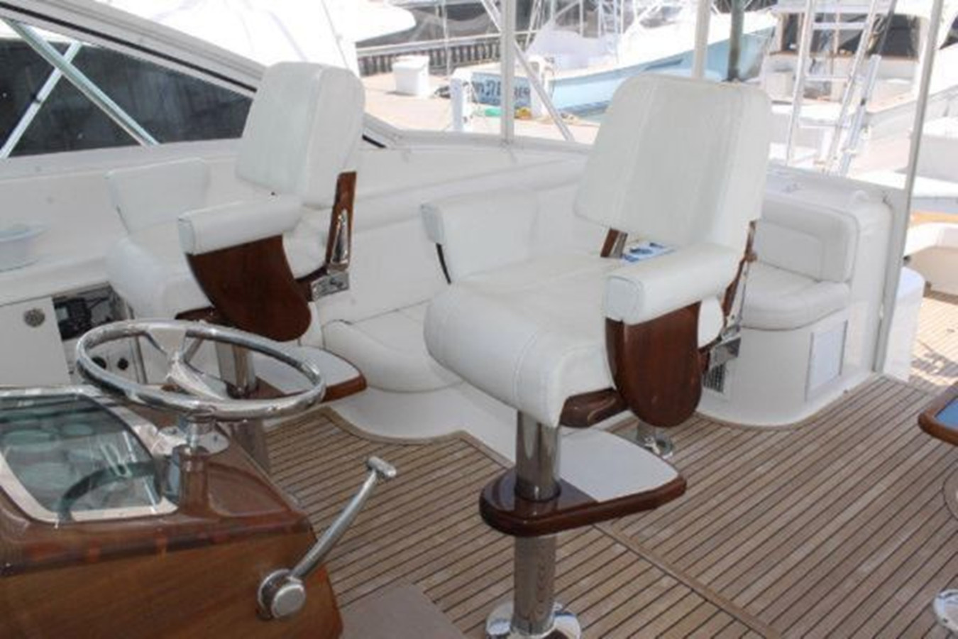 https://arconyachts.ams3.digitaloceanspaces.com/133152/conversions/large_3992944-optimize.jpg