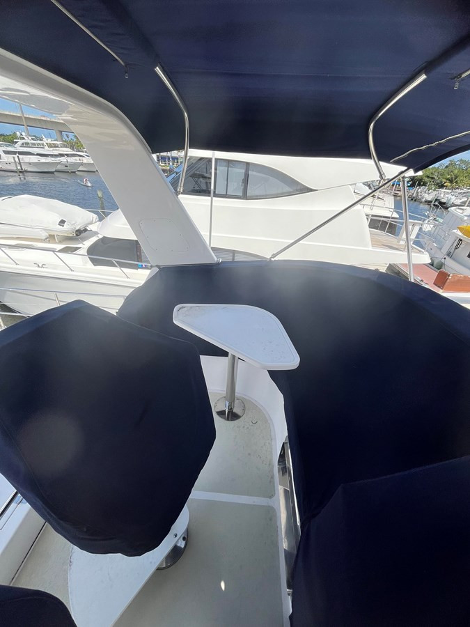https://arconyachts.ams3.digitaloceanspaces.com/133210/conversions/large_4194109-optimize.jpg