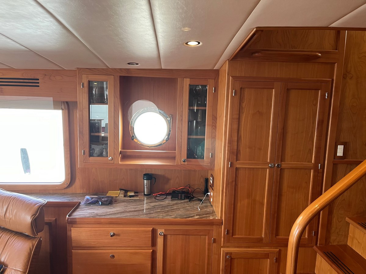 https://arconyachts.ams3.digitaloceanspaces.com/133243/conversions/large_4194122-optimize.jpg