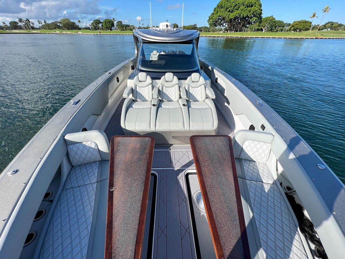 https://arconyachts.ams3.digitaloceanspaces.com/133403/conversions/large_4239710-optimize.jpg