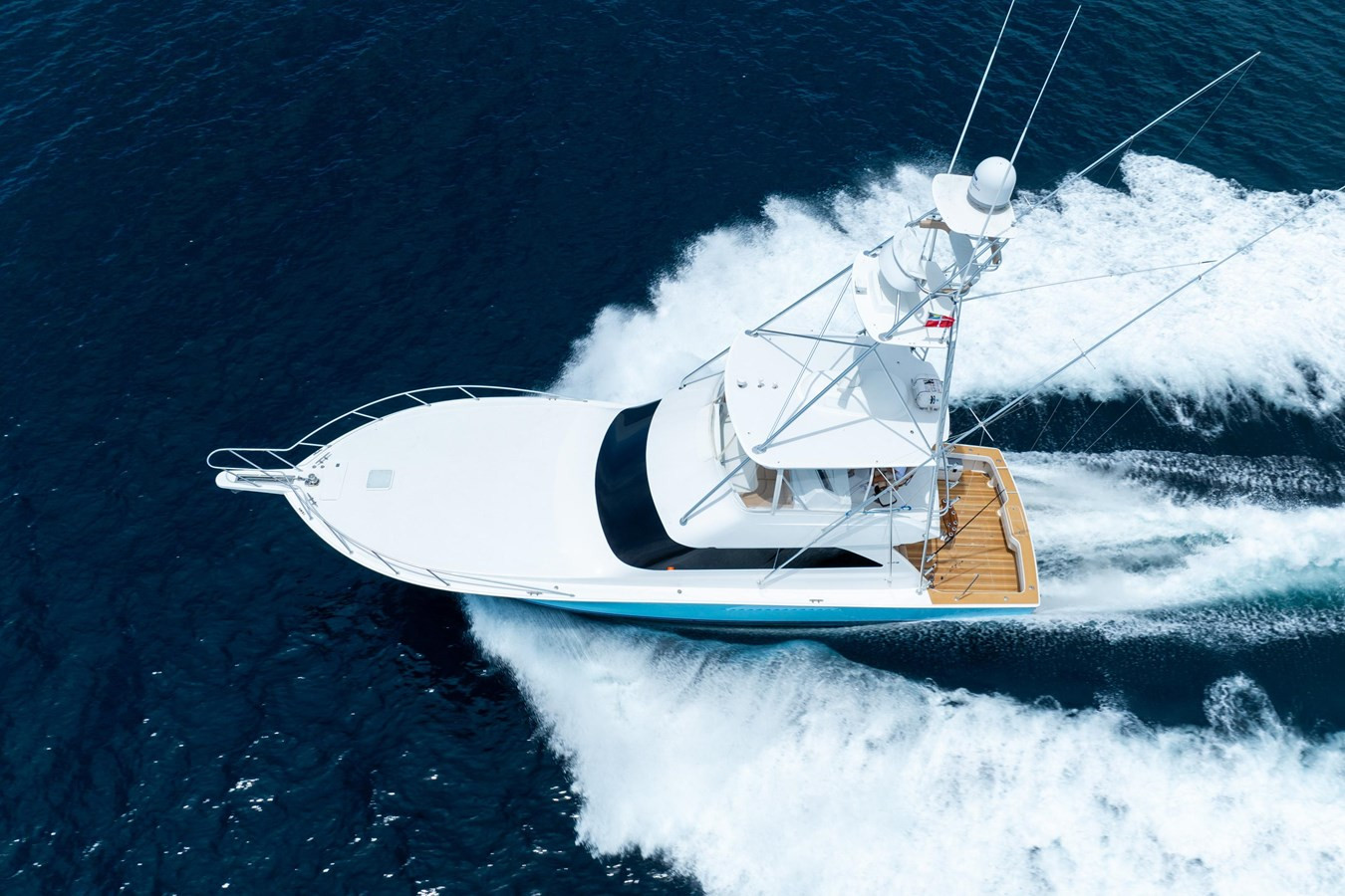 https://arconyachts.ams3.digitaloceanspaces.com/133415/conversions/large_4263904-optimize.jpg