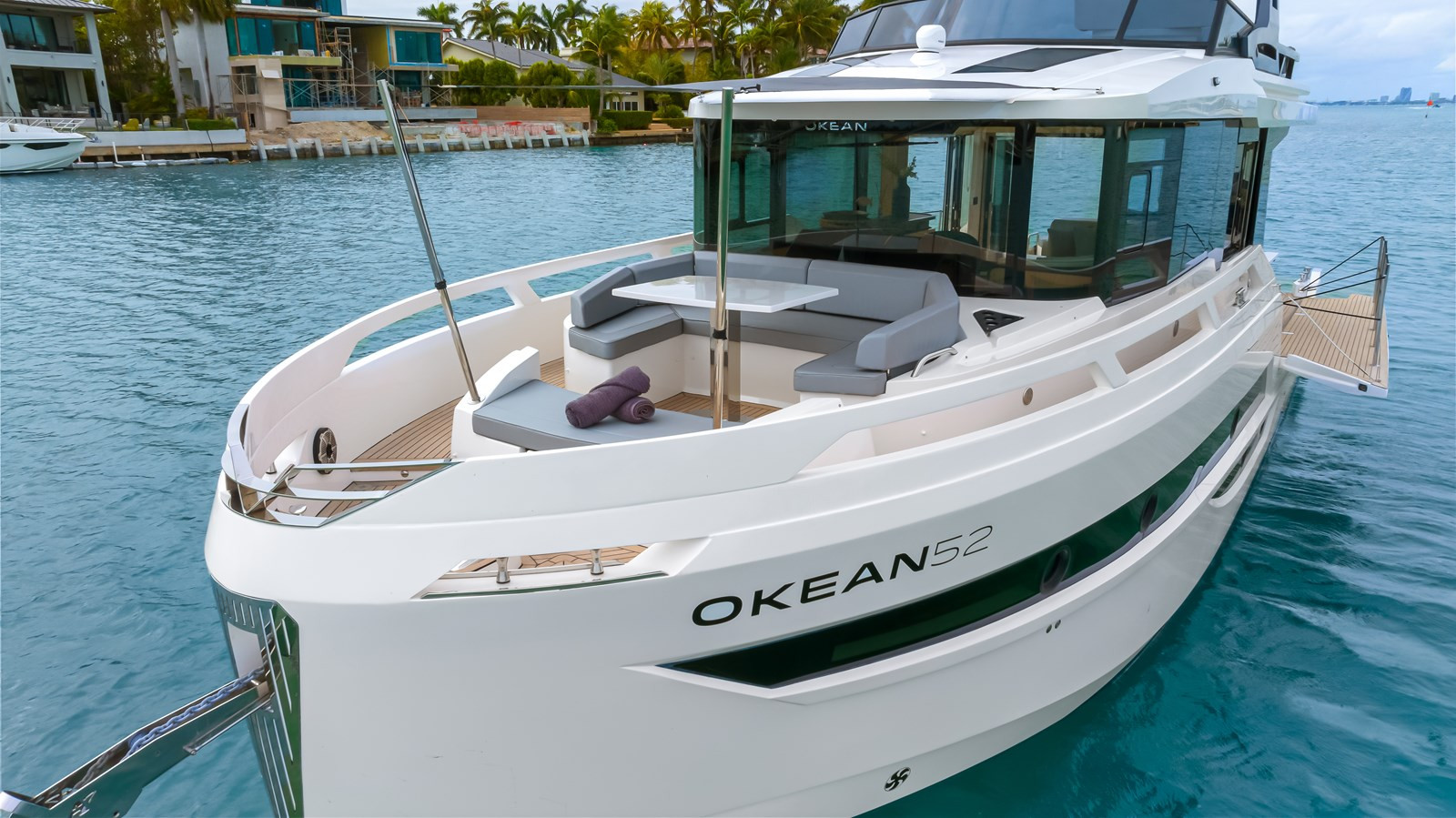 https://arconyachts.ams3.digitaloceanspaces.com/133458/conversions/large_4521037-optimize.jpg