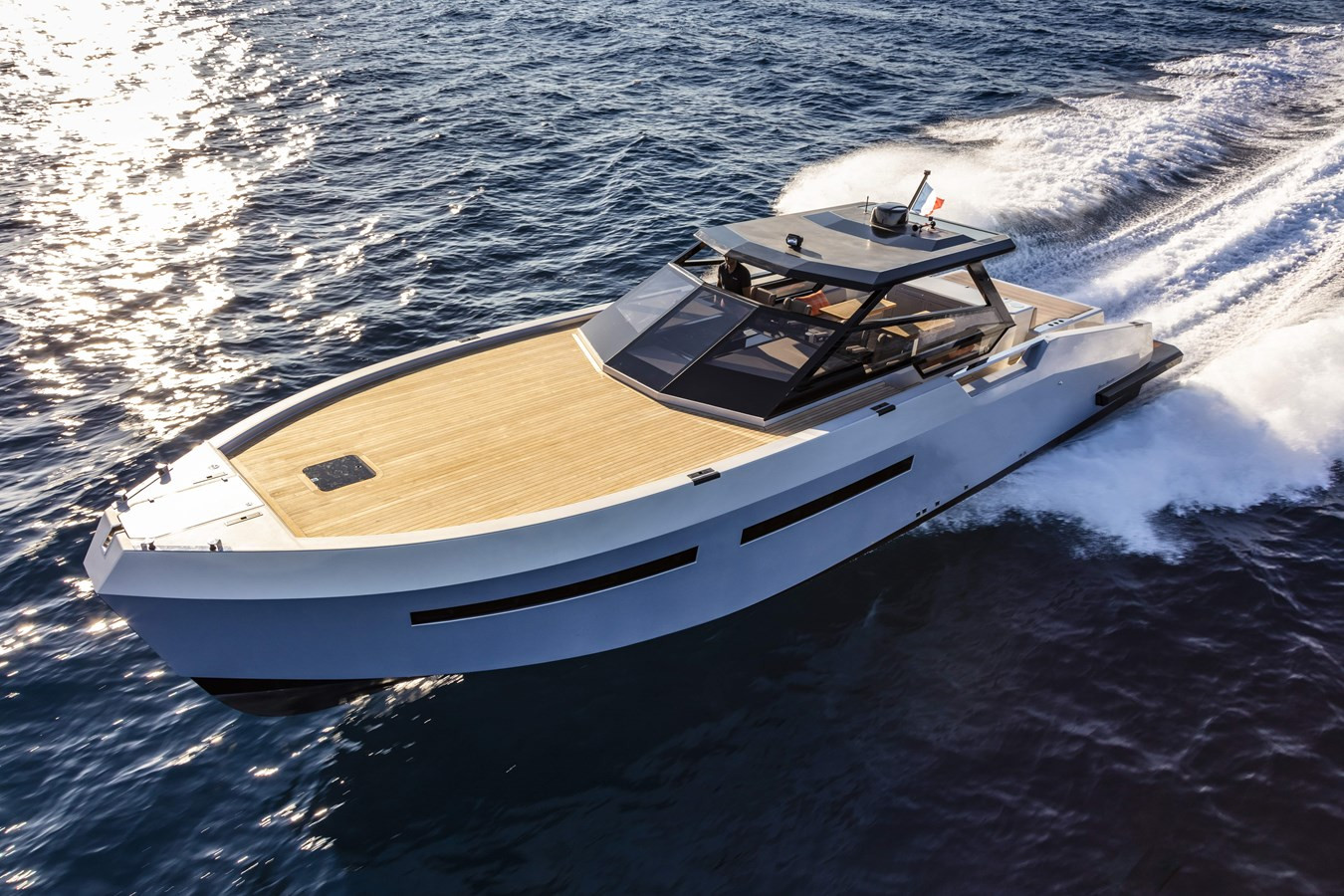 https://arconyachts.ams3.digitaloceanspaces.com/133488/conversions/large_4405577-optimize.jpg