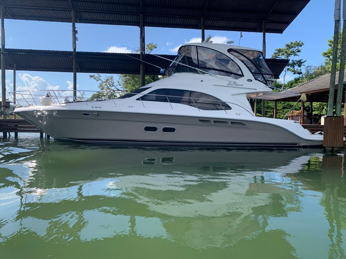 https://arconyachts.ams3.digitaloceanspaces.com/133790/conversions/large_4585020-optimize.jpg