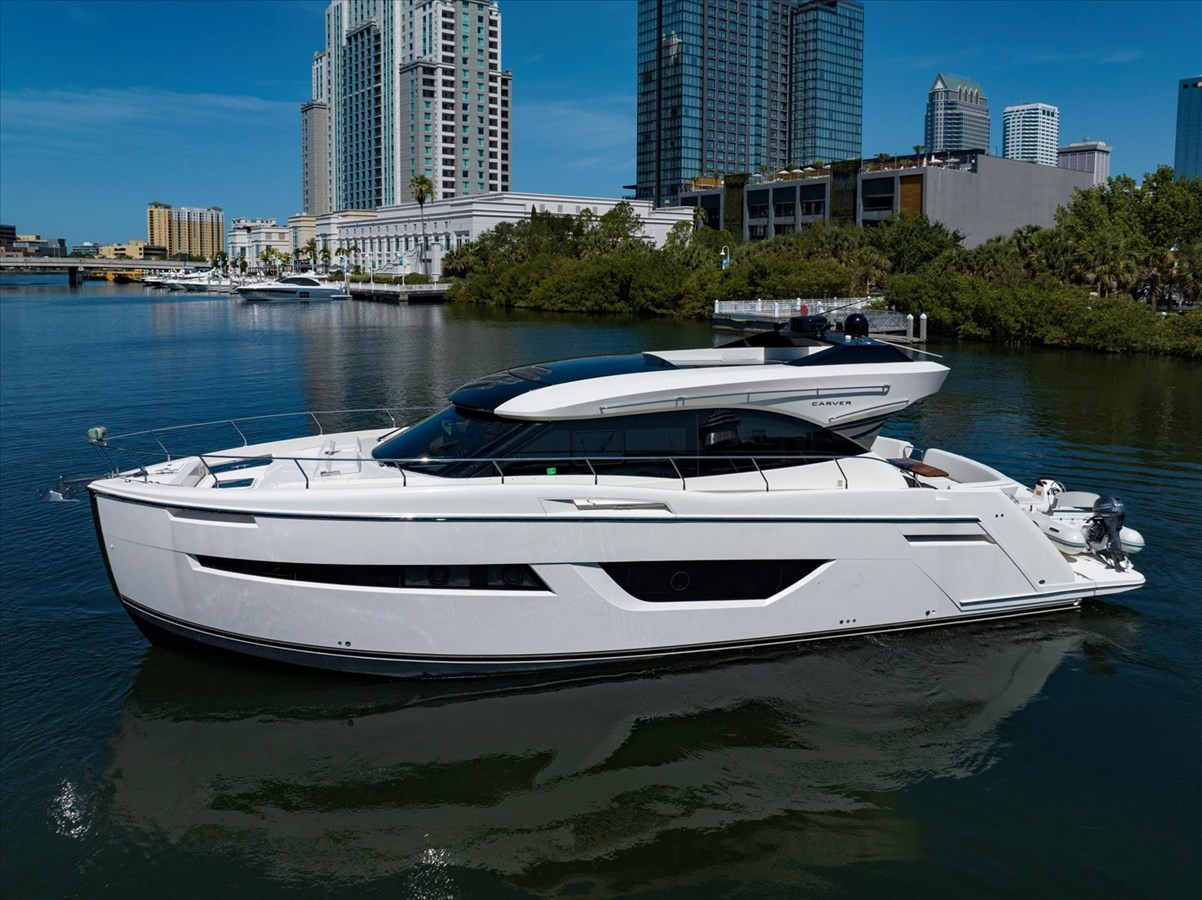 https://arconyachts.ams3.digitaloceanspaces.com/133861/conversions/large_4621833-optimize.jpg