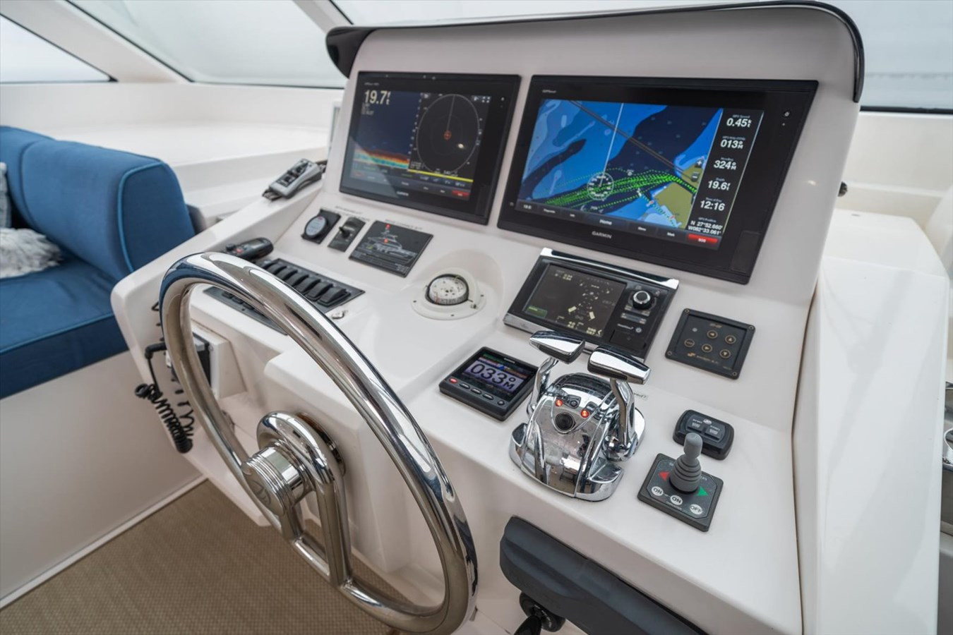 https://arconyachts.ams3.digitaloceanspaces.com/133914/conversions/large_4621784-optimize.jpg