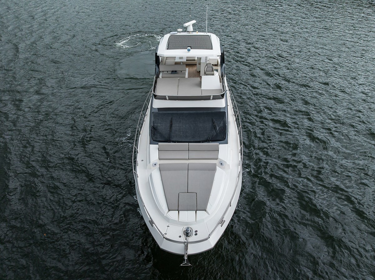 https://arconyachts.ams3.digitaloceanspaces.com/133919/conversions/large_4654953-optimize.jpg