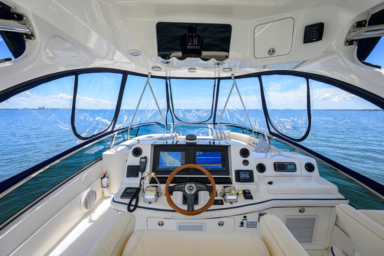 https://arconyachts.ams3.digitaloceanspaces.com/134030/conversions/large_4706385-optimize.jpg