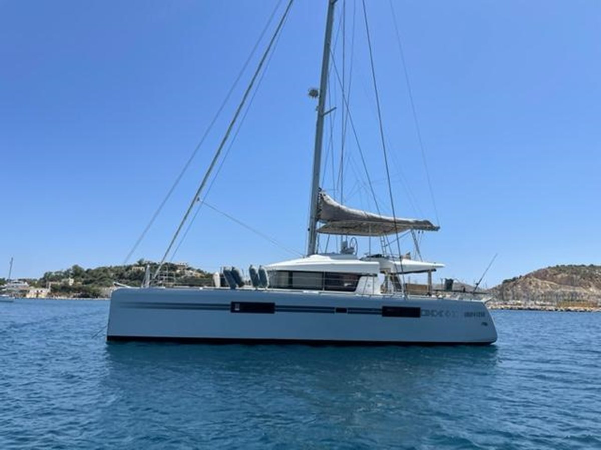 https://arconyachts.ams3.digitaloceanspaces.com/134249/conversions/large_3836495-optimize.jpg