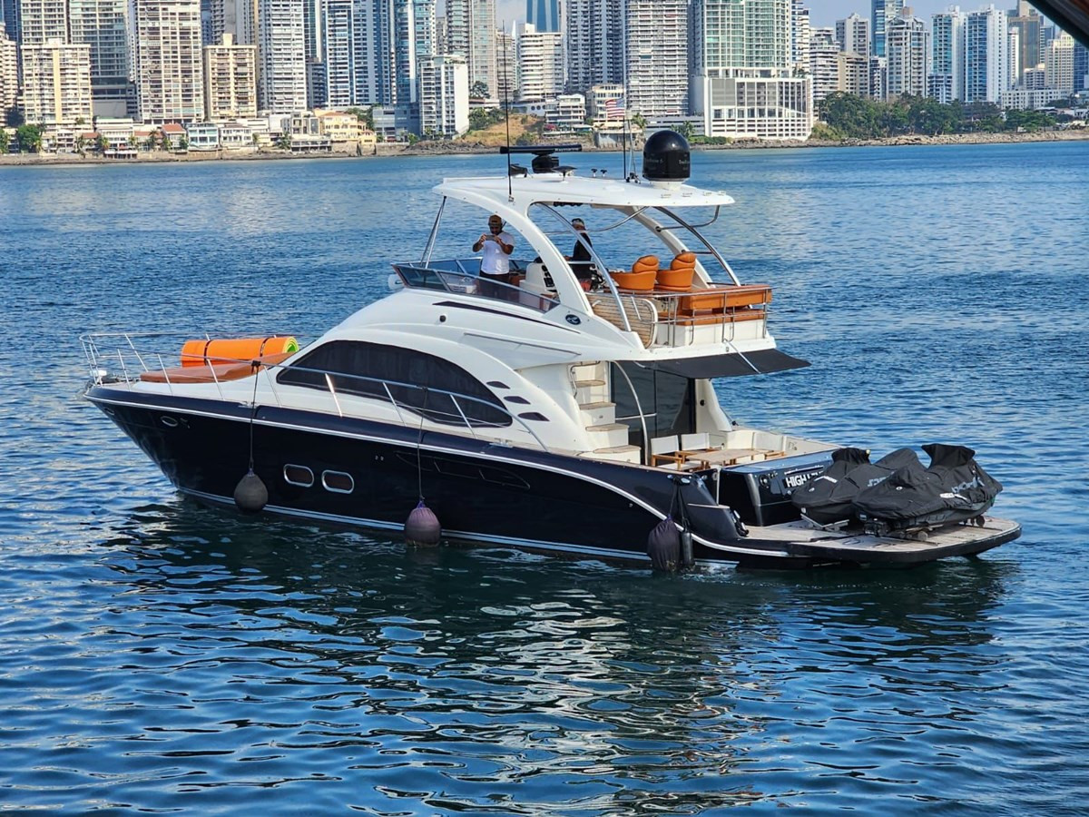 https://arconyachts.ams3.digitaloceanspaces.com/134257/conversions/large_3864565-optimize.jpg