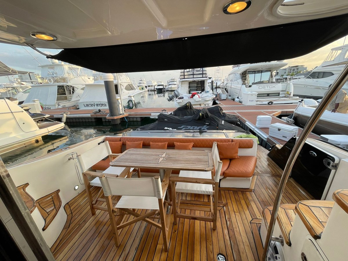 https://arconyachts.ams3.digitaloceanspaces.com/134260/conversions/large_3864566-optimize.jpg