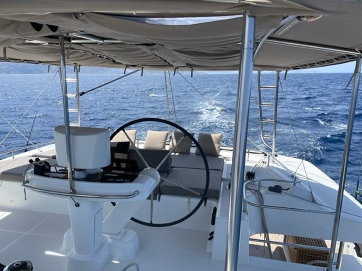 https://arconyachts.ams3.digitaloceanspaces.com/134270/conversions/large_3836503-optimize.jpg