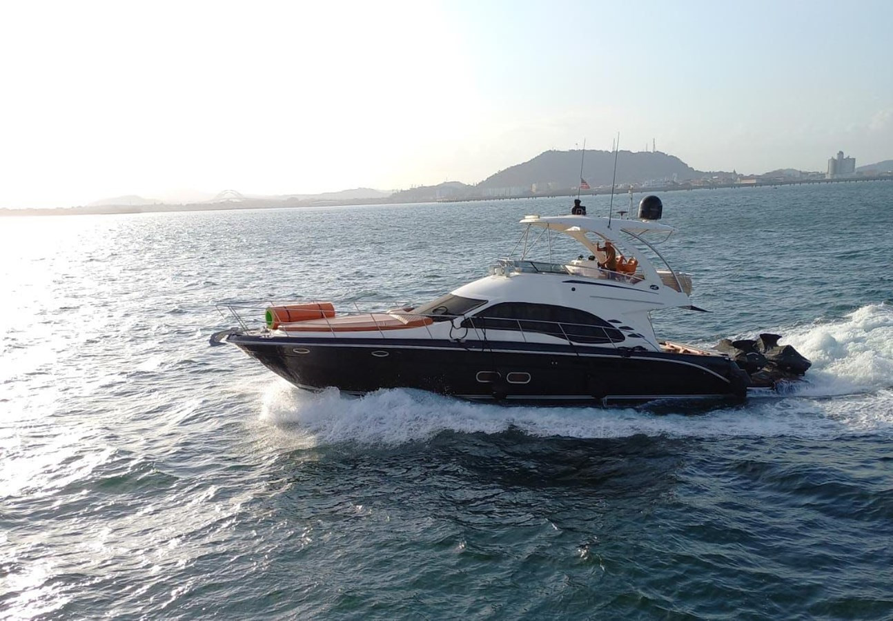 https://arconyachts.ams3.digitaloceanspaces.com/134274/conversions/large_3864571-optimize.jpg