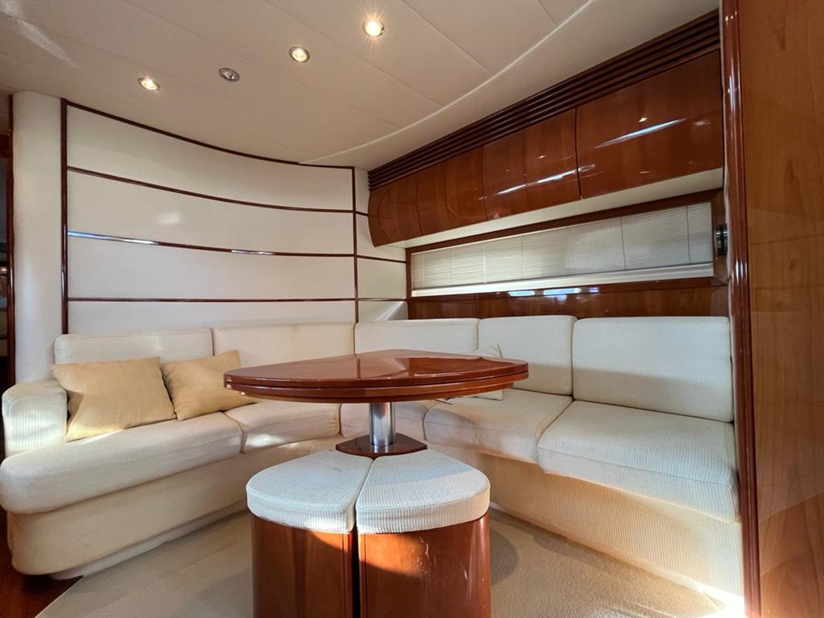 https://arconyachts.ams3.digitaloceanspaces.com/134320/conversions/large_4052245-optimize.jpg