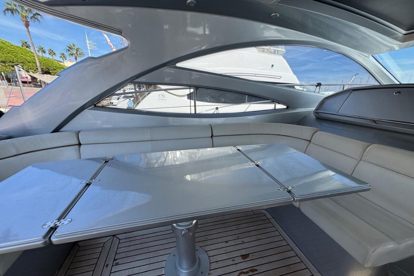 https://arconyachts.ams3.digitaloceanspaces.com/134350/conversions/large_4814609-optimize.jpg