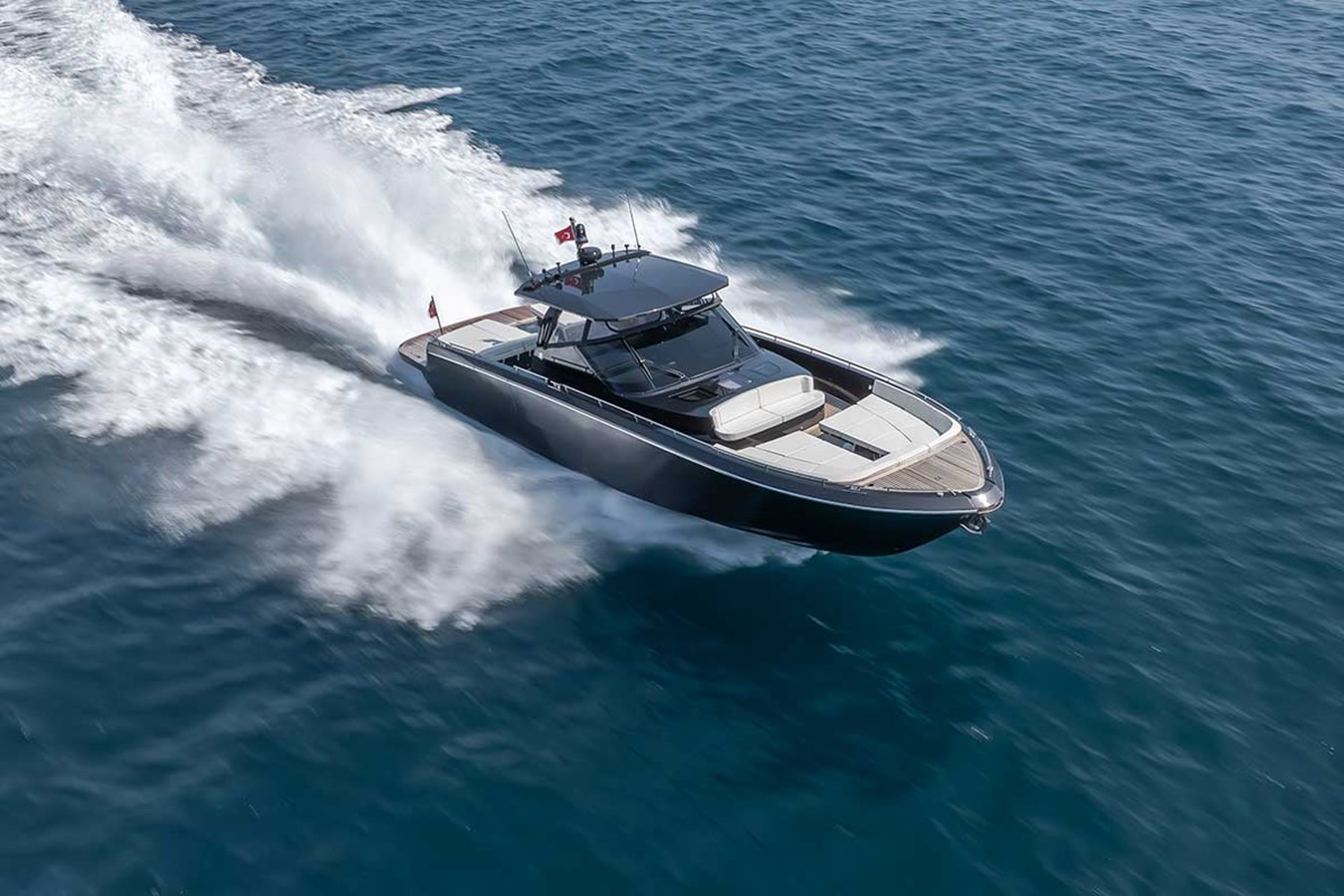 https://arconyachts.ams3.digitaloceanspaces.com/134446/conversions/large_4703840-optimize.jpg