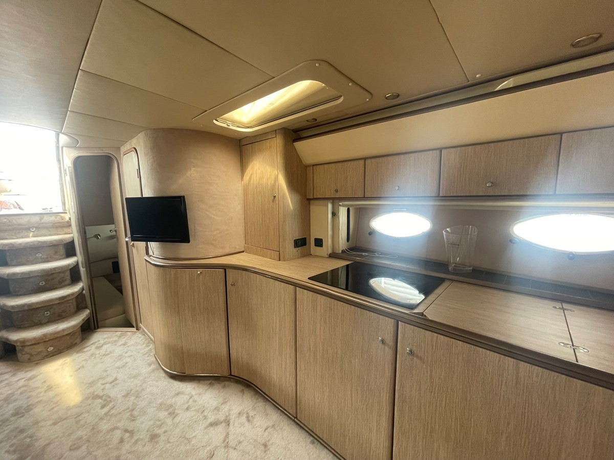 https://arconyachts.ams3.digitaloceanspaces.com/134447/conversions/large_4314603-optimize.jpg