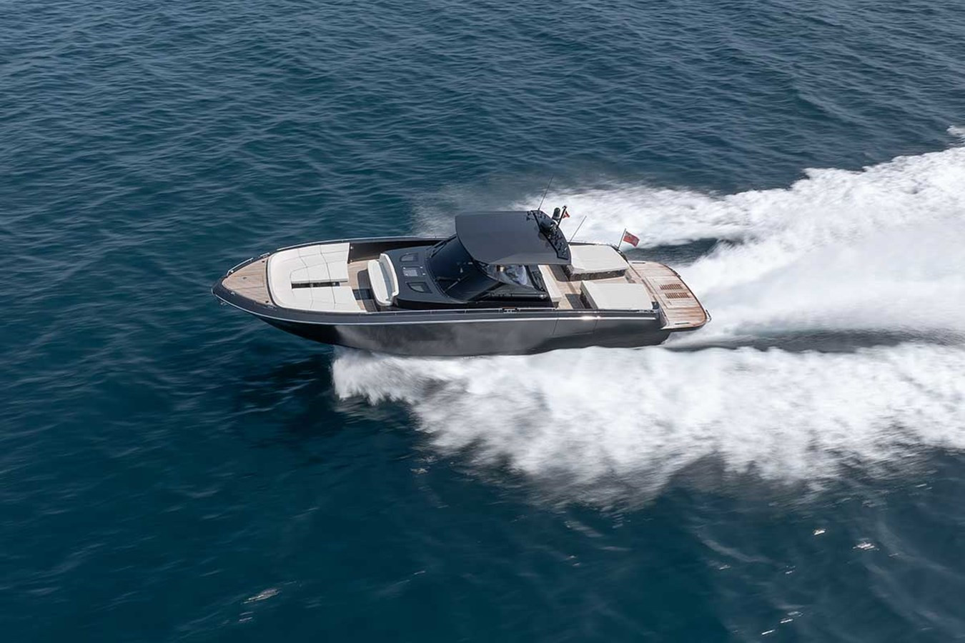 https://arconyachts.ams3.digitaloceanspaces.com/134449/conversions/large_4703841-optimize.jpg