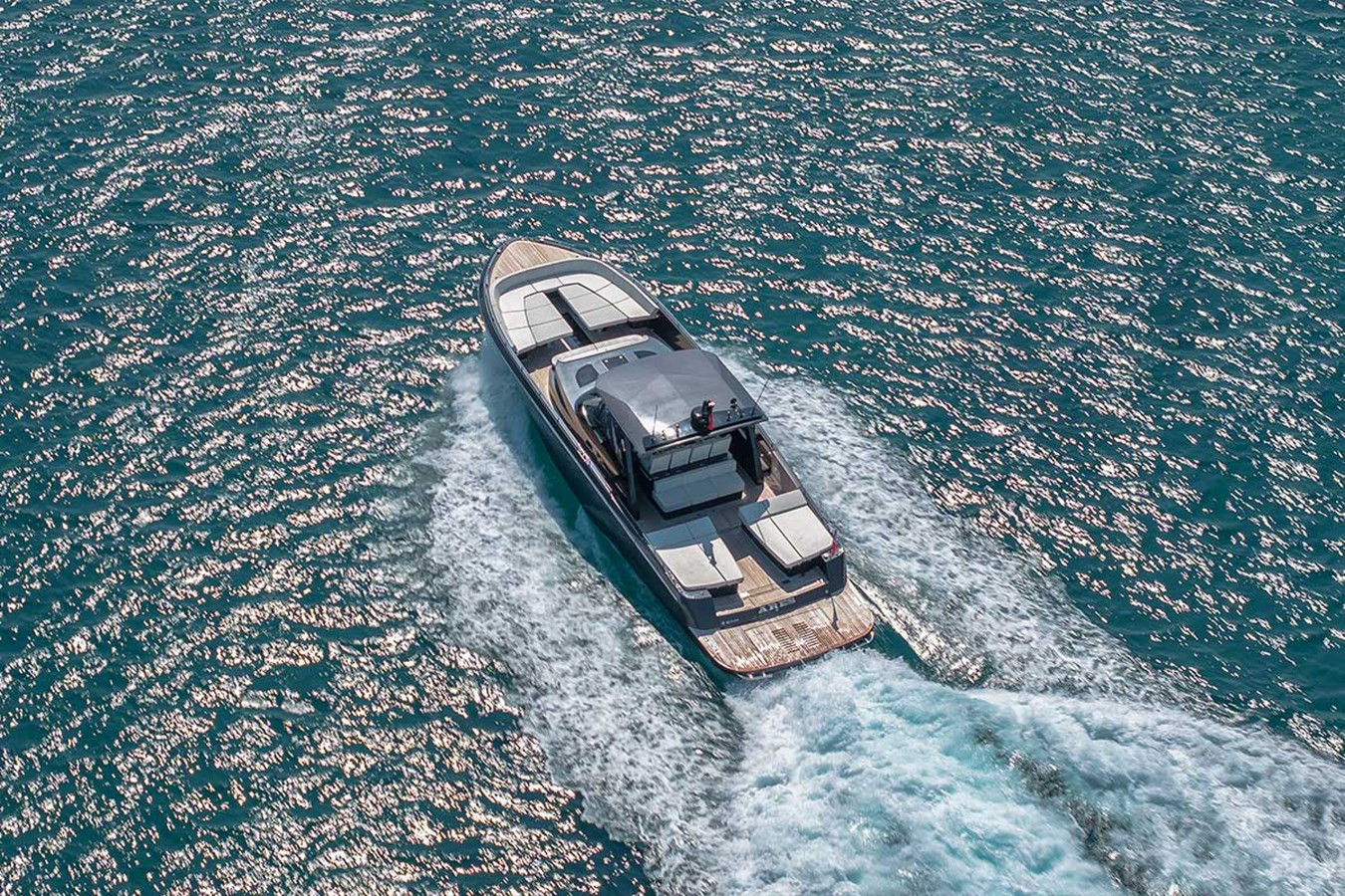https://arconyachts.ams3.digitaloceanspaces.com/134456/conversions/large_4703843-optimize.jpg