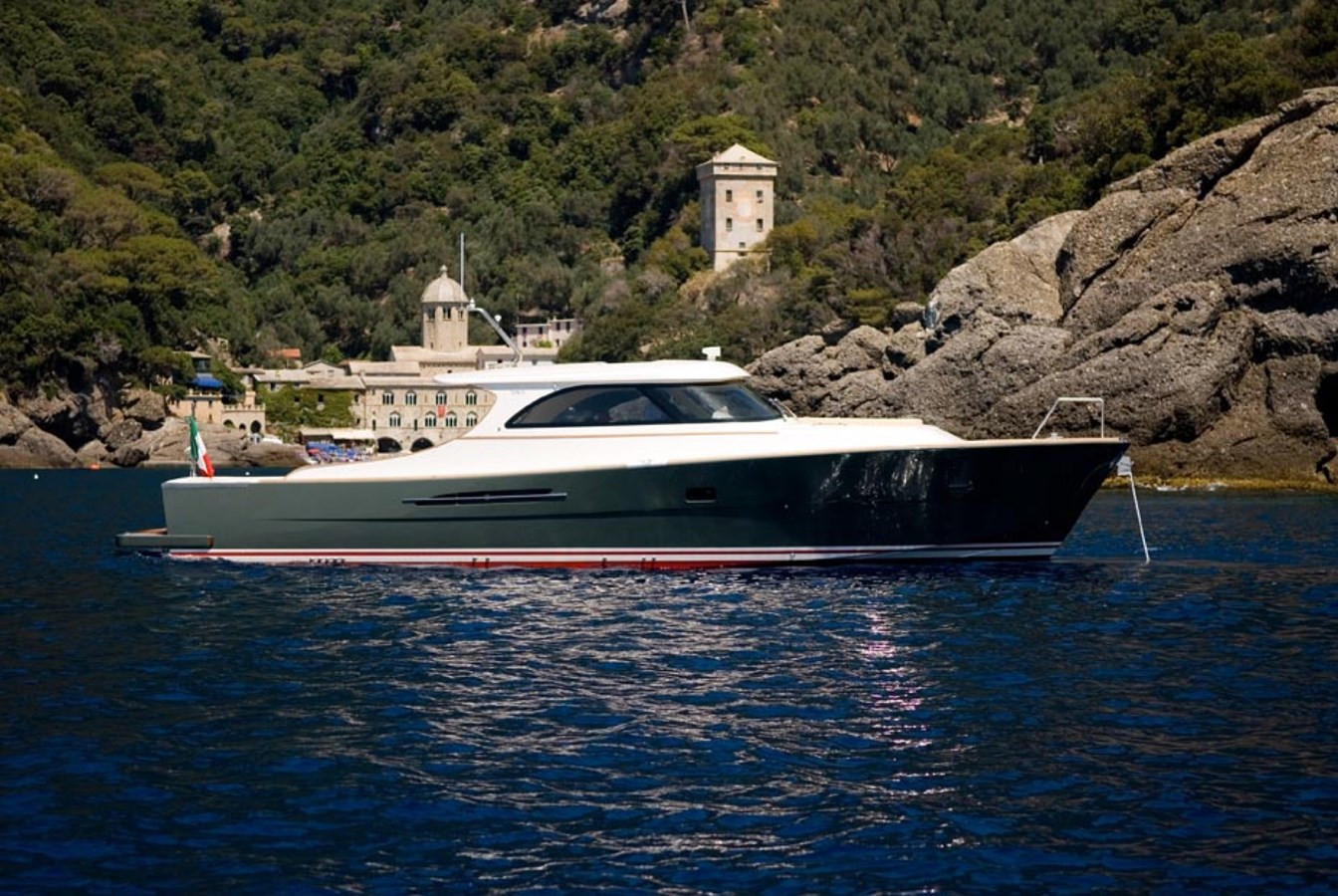https://arconyachts.ams3.digitaloceanspaces.com/134552/conversions/large_4623400-optimize.jpg