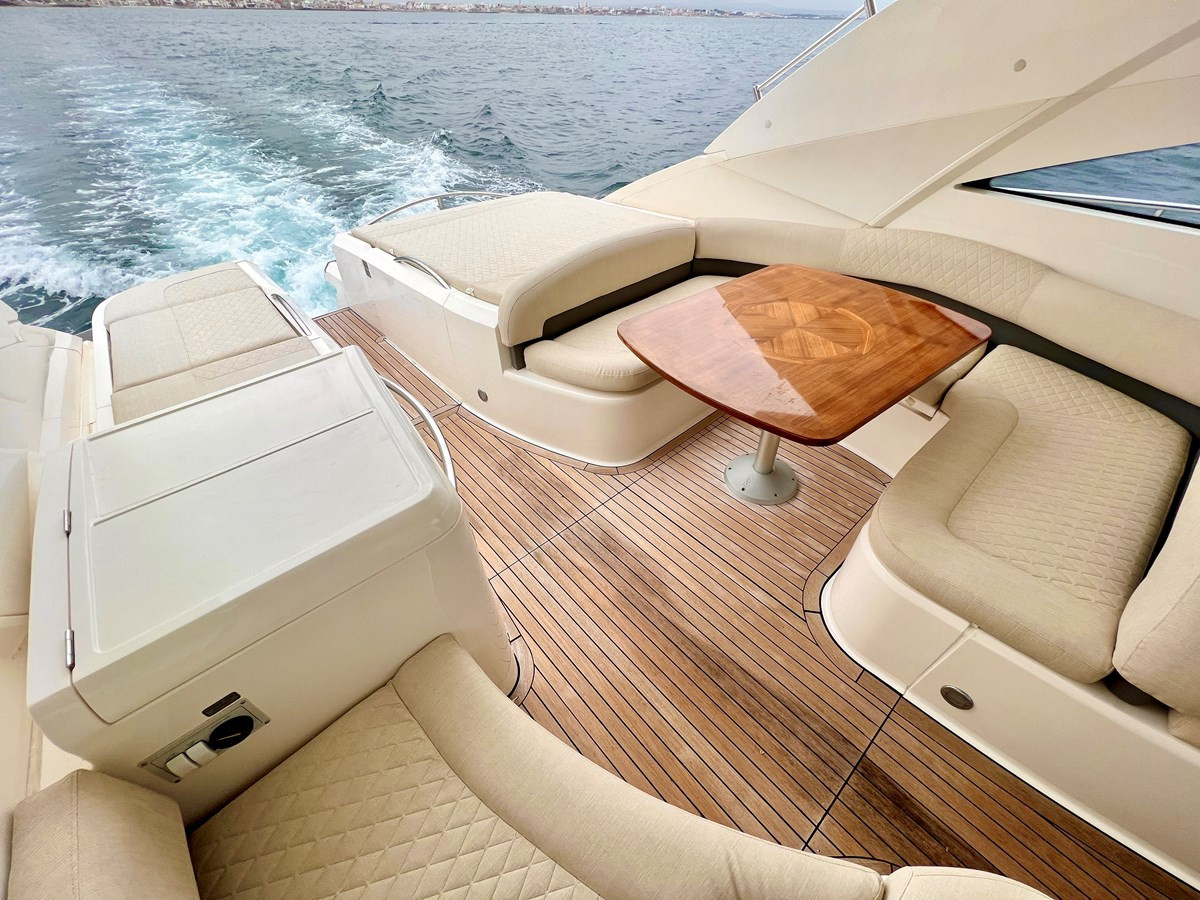 https://arconyachts.ams3.digitaloceanspaces.com/134633/conversions/large_4300833-optimize.jpg