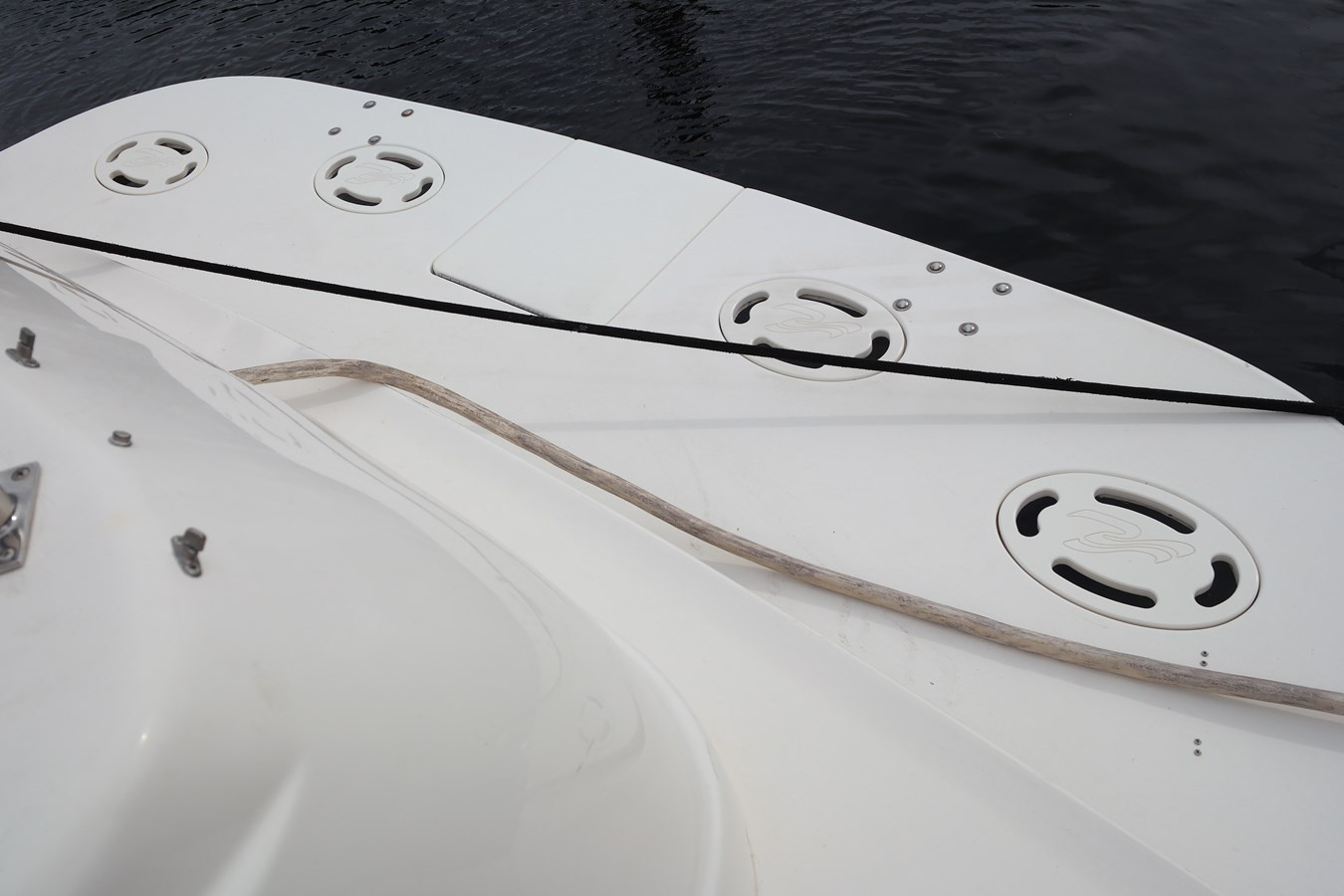 https://arconyachts.ams3.digitaloceanspaces.com/134679/conversions/large_4480311-optimize.jpg