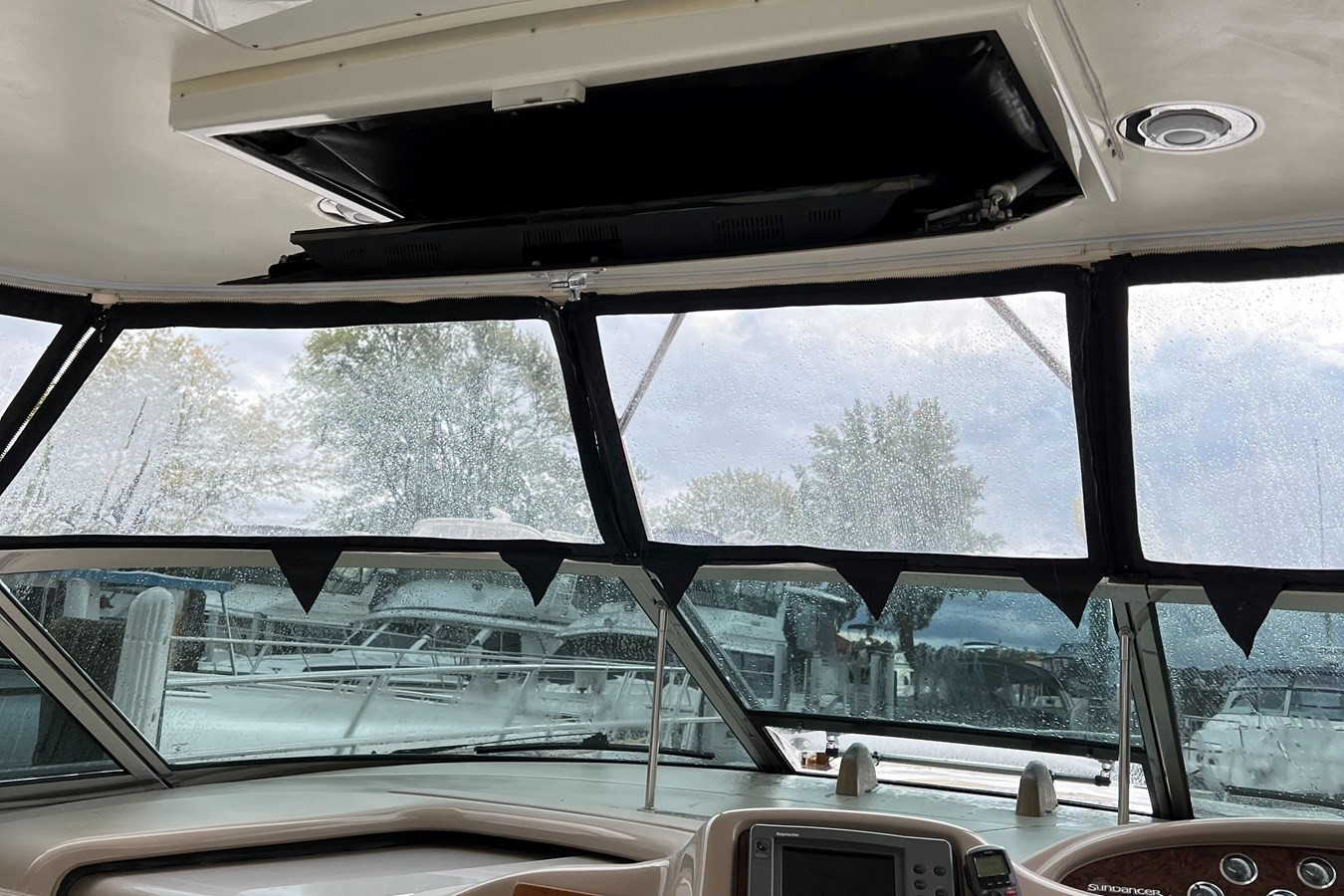 https://arconyachts.ams3.digitaloceanspaces.com/134744/conversions/large_4116822-optimize.jpg