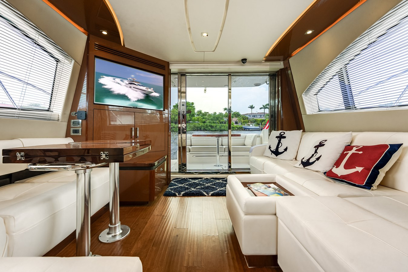 https://arconyachts.ams3.digitaloceanspaces.com/135070/conversions/large_4291371-optimize.jpg