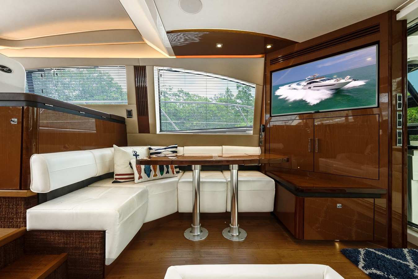 https://arconyachts.ams3.digitaloceanspaces.com/135081/conversions/large_4291377-optimize.jpg