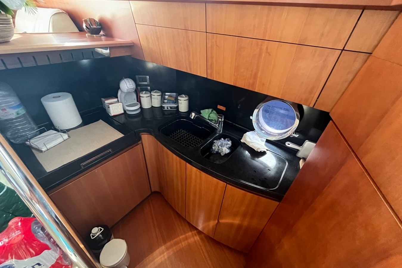 https://arconyachts.ams3.digitaloceanspaces.com/135118/conversions/large_4417707-optimize.jpg