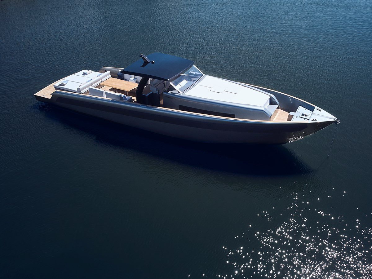 https://arconyachts.ams3.digitaloceanspaces.com/135166/conversions/large_3793754-optimize.jpg