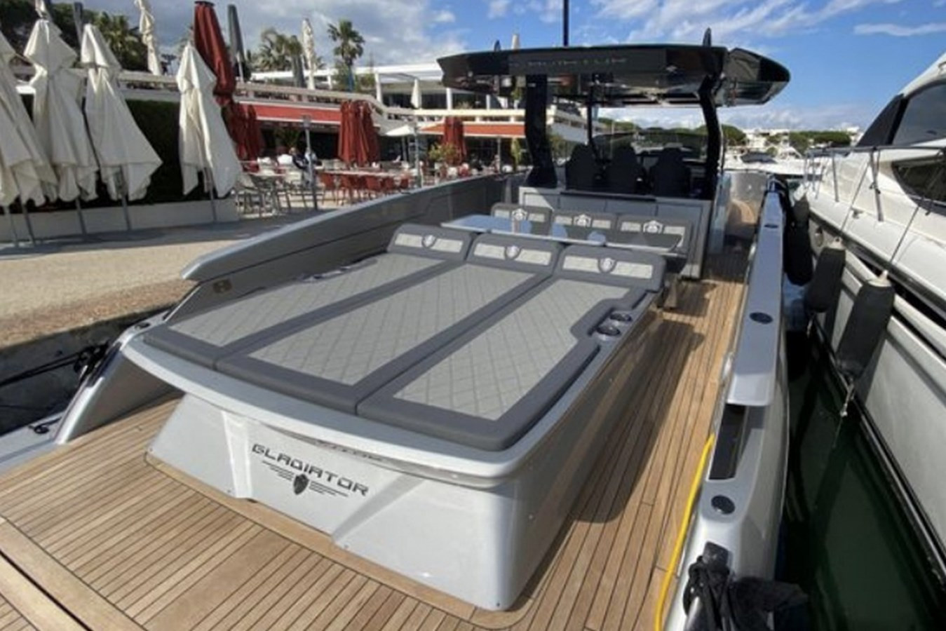 CANADOS GLADIATOR 493