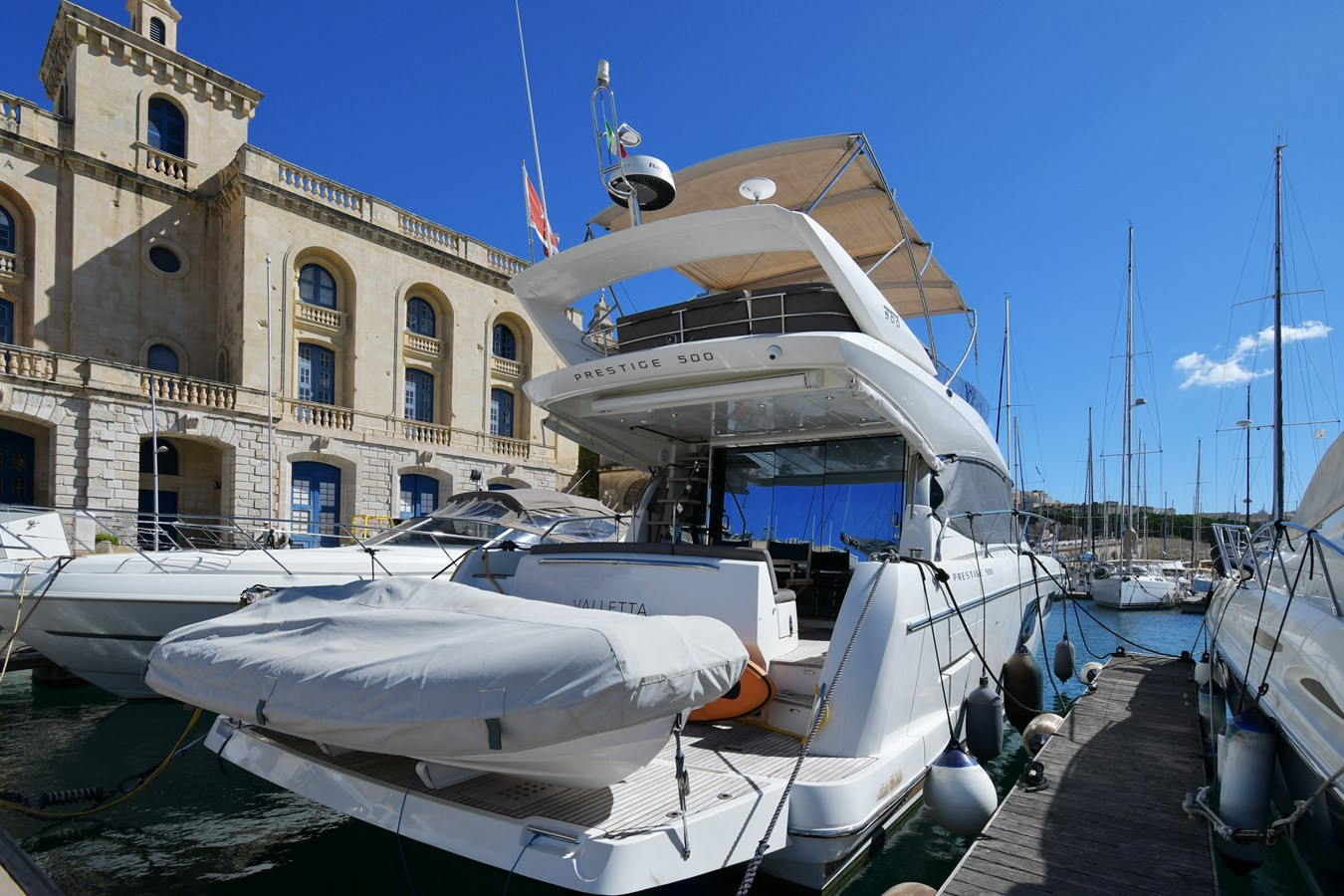 https://arconyachts.ams3.digitaloceanspaces.com/135198/conversions/large_4829588-optimize.jpg