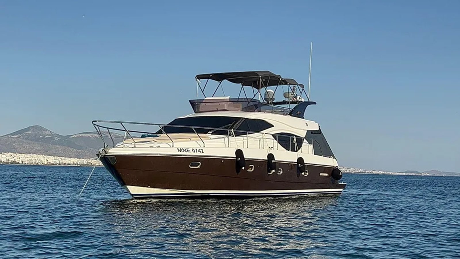 https://arconyachts.ams3.digitaloceanspaces.com/135446/conversions/large_4160781-optimize.jpg