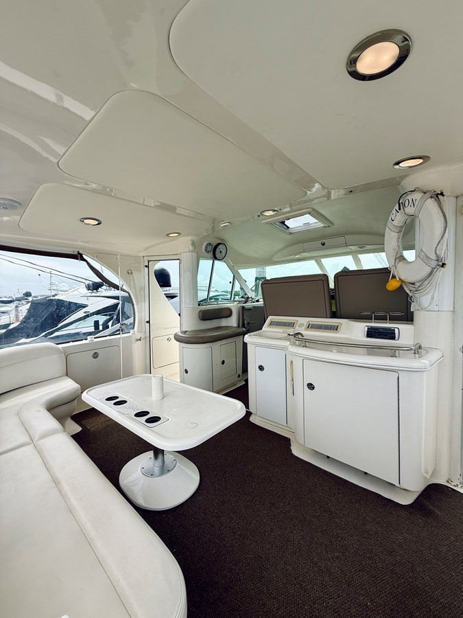 https://arconyachts.ams3.digitaloceanspaces.com/135454/conversions/large_4721546-optimize.jpg