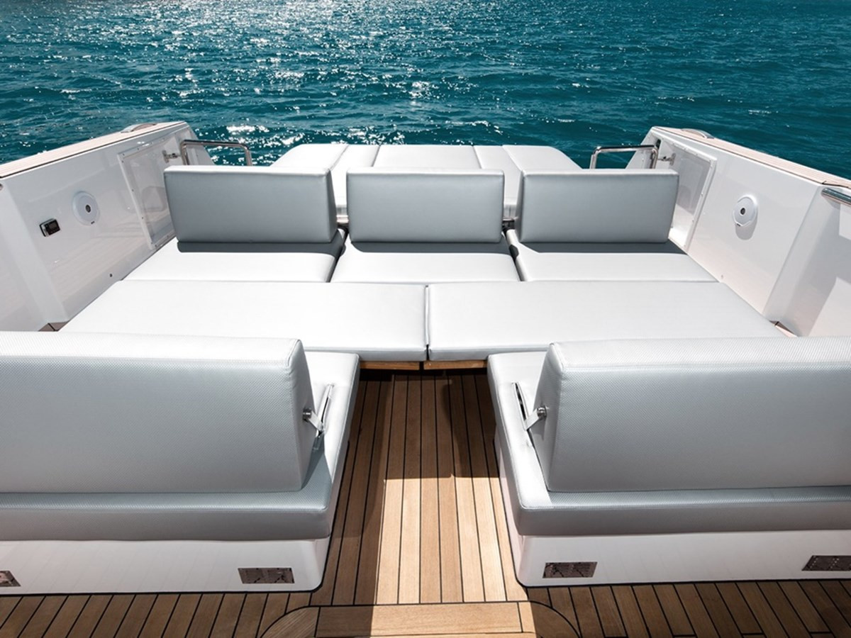 https://arconyachts.ams3.digitaloceanspaces.com/135665/conversions/large_3969662-optimize.jpg