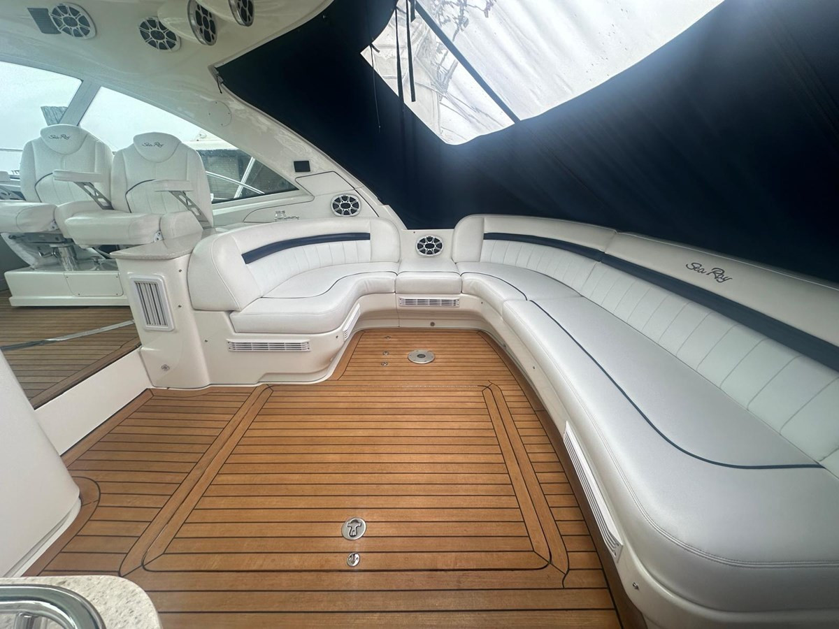 https://arconyachts.ams3.digitaloceanspaces.com/135780/conversions/large_4724190-optimize.jpg