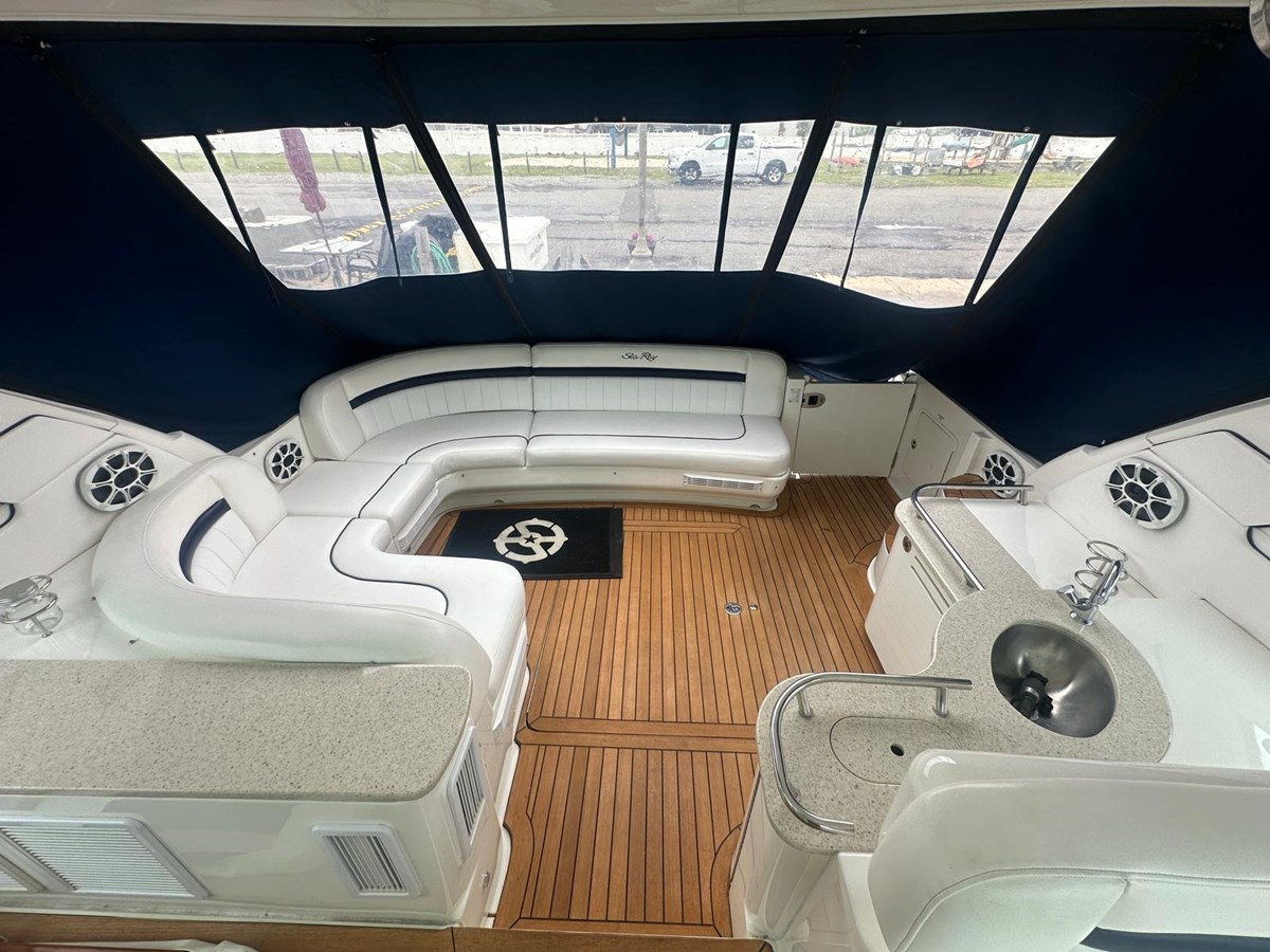 https://arconyachts.ams3.digitaloceanspaces.com/135786/conversions/large_4724195-optimize.jpg