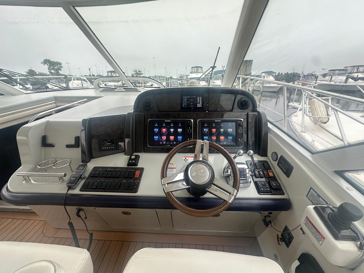 https://arconyachts.ams3.digitaloceanspaces.com/135797/conversions/large_4724201-optimize.jpg