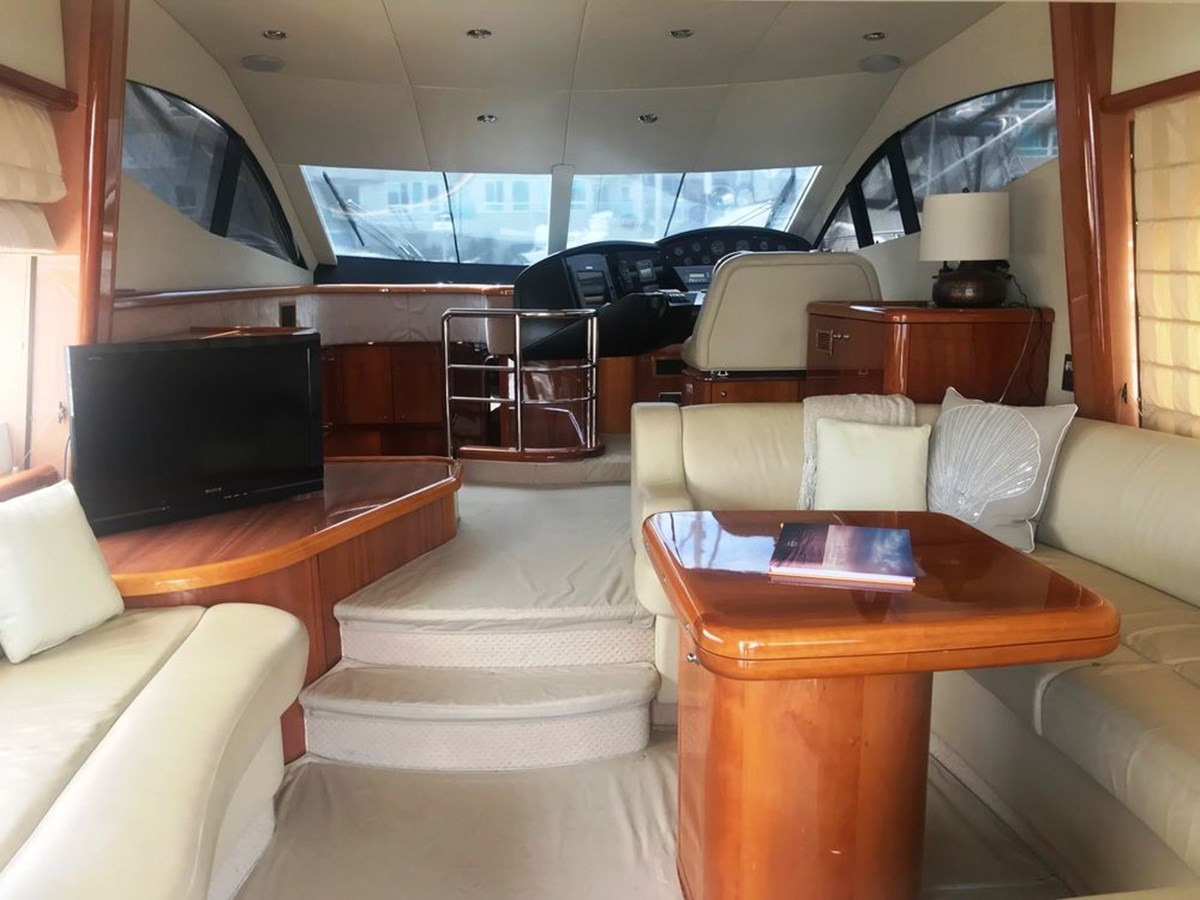 https://arconyachts.ams3.digitaloceanspaces.com/135945/conversions/large_2831949-optimize.jpg