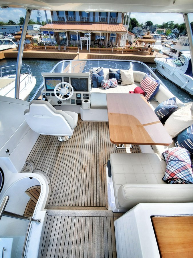 https://arconyachts.ams3.digitaloceanspaces.com/136096/conversions/large_3801896-optimize.jpg