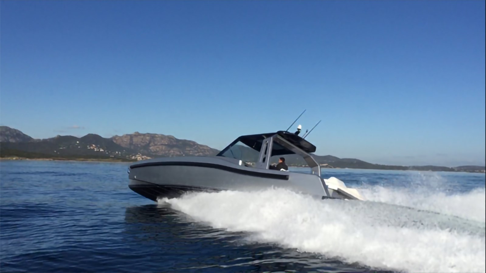 https://arconyachts.ams3.digitaloceanspaces.com/136123/conversions/large_3338735-optimize.jpg