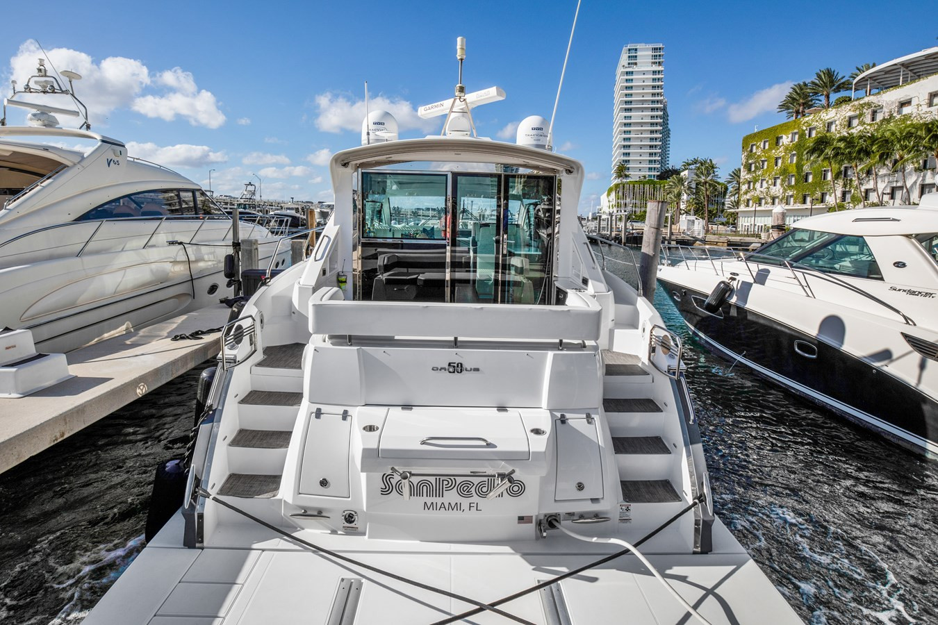 https://arconyachts.ams3.digitaloceanspaces.com/136210/conversions/large_3351937-optimize.jpg