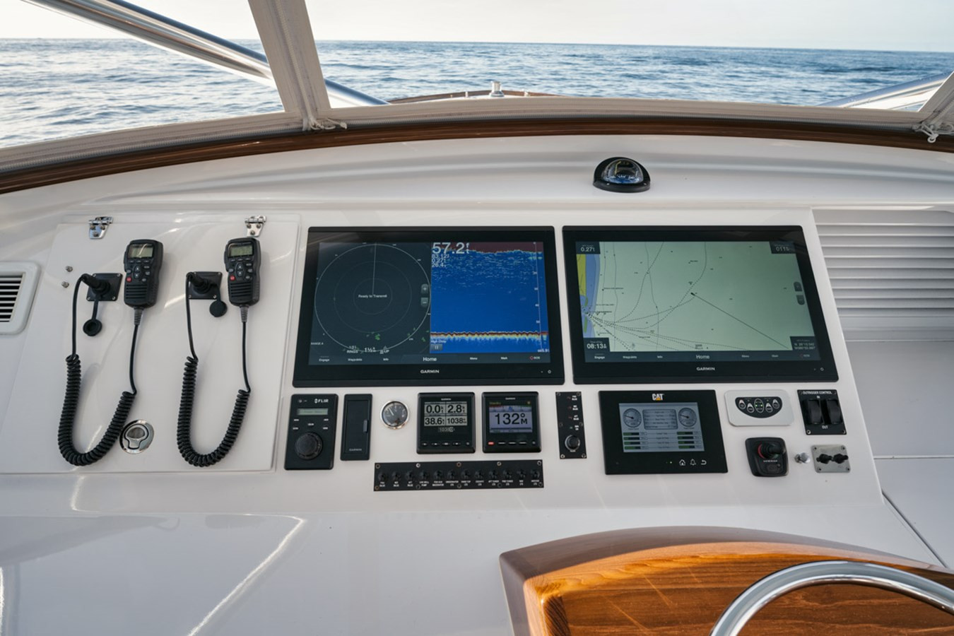 https://arconyachts.ams3.digitaloceanspaces.com/136356/conversions/large_3559535-optimize.jpg