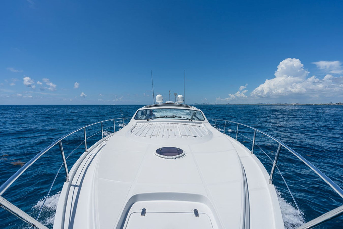 https://arconyachts.ams3.digitaloceanspaces.com/136366/conversions/large_3556840-optimize.jpg