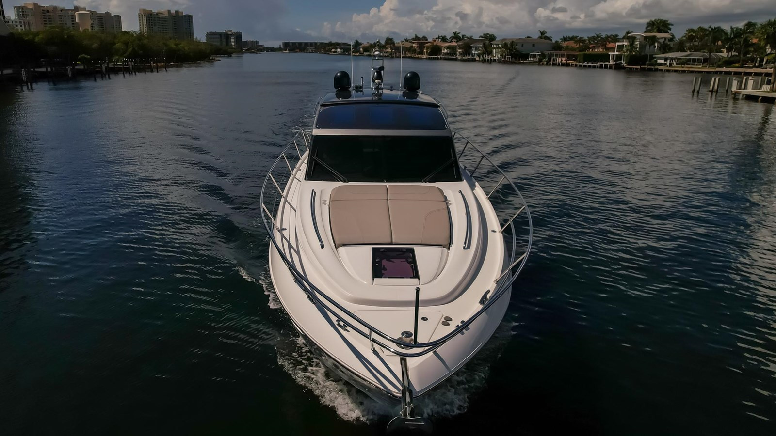 https://arconyachts.ams3.digitaloceanspaces.com/136428/conversions/large_3616950-optimize.jpg