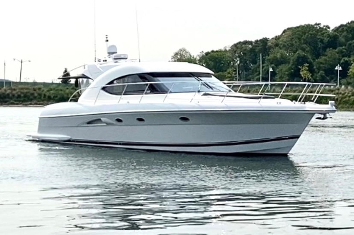 https://arconyachts.ams3.digitaloceanspaces.com/136438/conversions/large_3814263-optimize.jpg