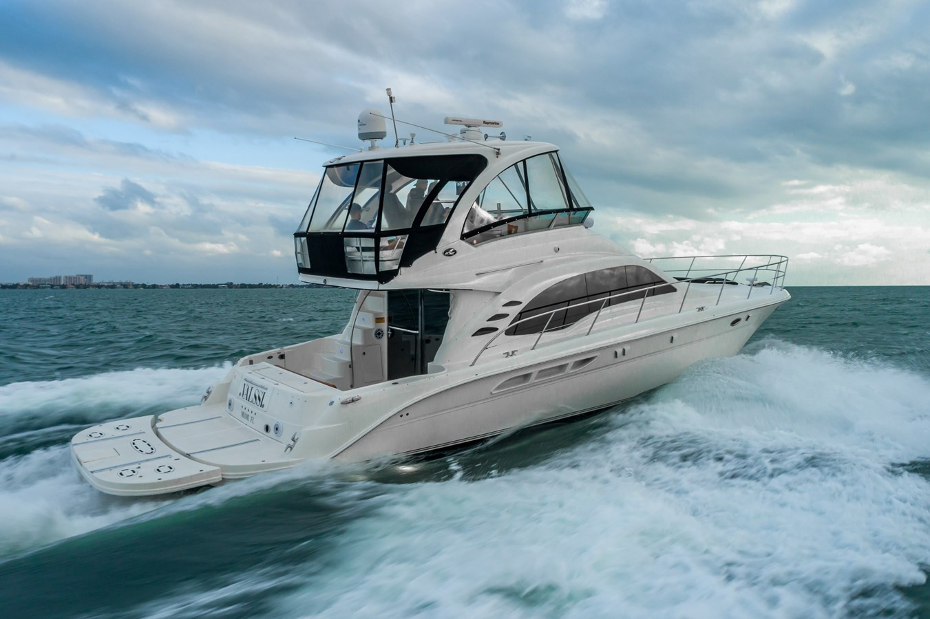 https://arconyachts.ams3.digitaloceanspaces.com/136446/conversions/large_3669330-optimize.jpg